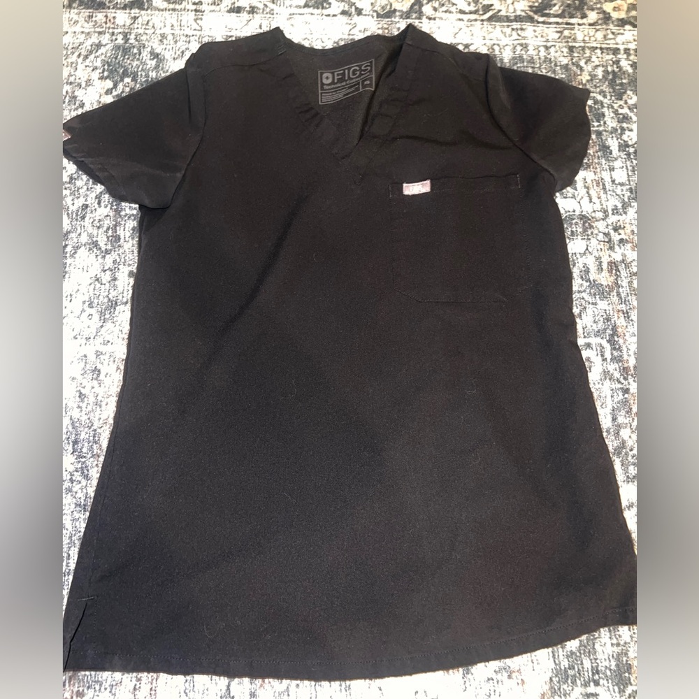 Figs Technical Collection Scrub Top in Charcoal